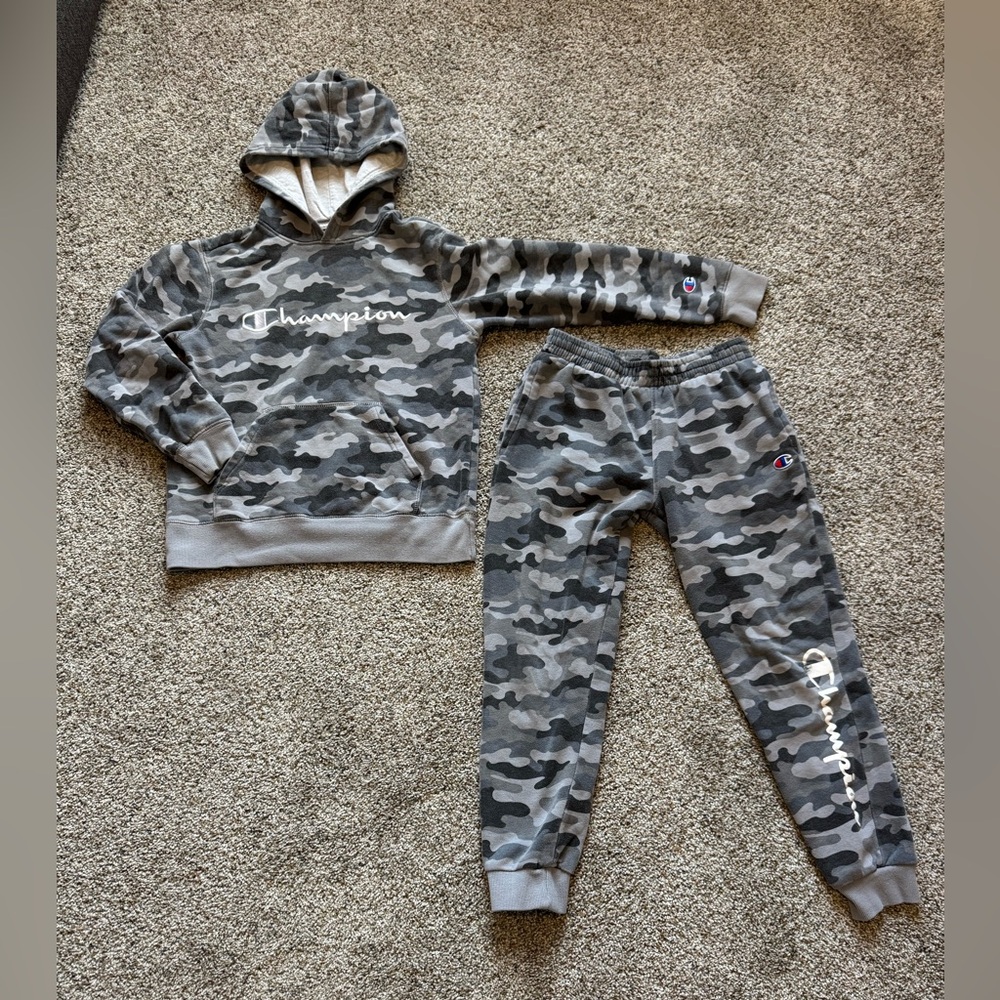 Champion Kids Camo Joggers and hoodie set - Gray